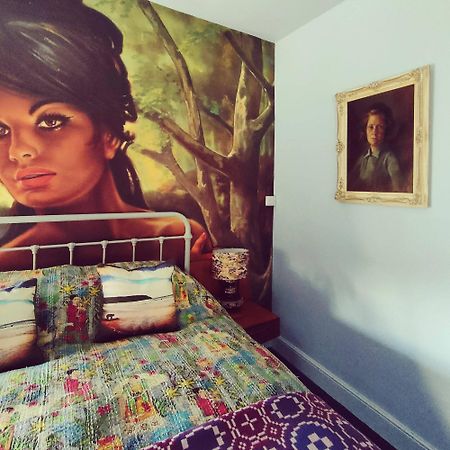 Number 18 Bed & Breakfast Conwy Bagian luar foto